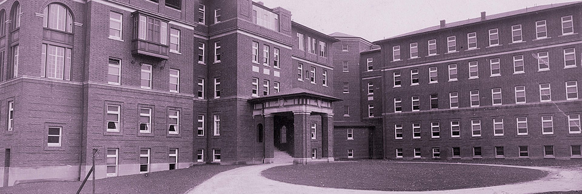 Old time photo of Magee Women's Hospital